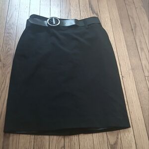Dressbarn - Women's Black Dress Casual Skirt w/belt. Size 10